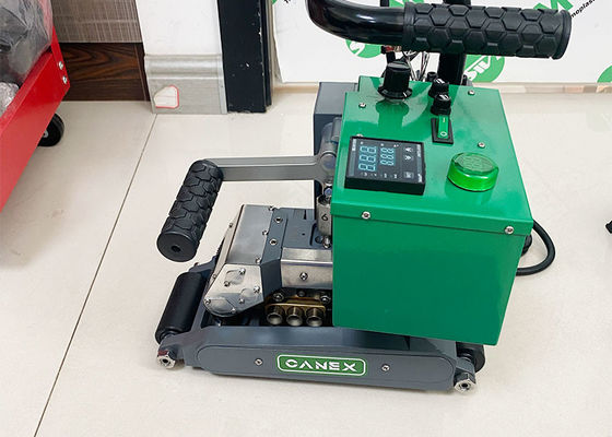 CX900 핫 웨이지 웨일더 1800W 0.8-3.0mm HDPE 지오 엠브레인 펀드 라인러 용