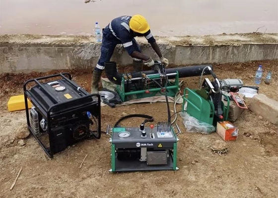 HDPE 상수도용 웜기어 구동 밀링 커터 버트 융착 용접기