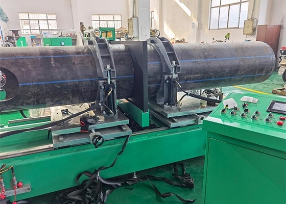 공장 내 800mm HDPE 워크샵 피팅 제작 용접 기계
