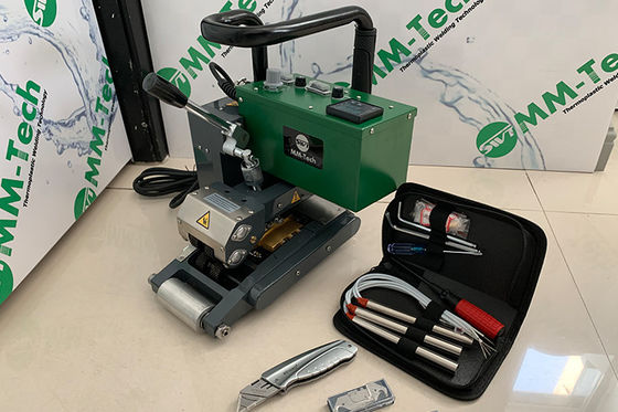 CE 인증과 HDPE 0.2-2.0mm 뜨거운 쐐기 차수막 용접공