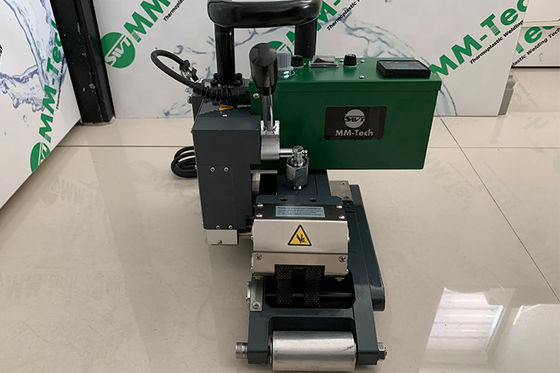 CE 인증과 HDPE 0.2-2.0mm 뜨거운 쐐기 차수막 용접공