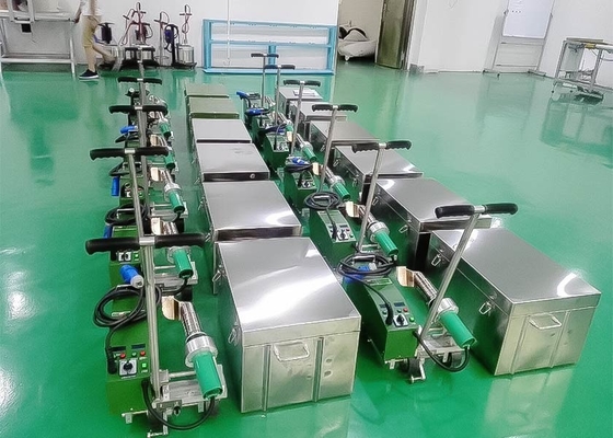 TPO 폴리머 핫 에어 웰딩 머신 4200W 핫 에어 전력 40mm 웰딩 노즐